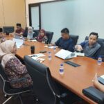 PERJUMPAAN MINGGUAN KETUA PEGAWAI EKSEKUTIF DAN STAF YAMU